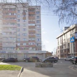 Фото Отель НаСутки35 на Челюскинцев 62