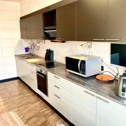 Фото Отель Top House (Топ Хаус) на улице Родионова 165 корпус 8