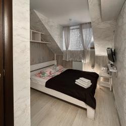 Номер стандарт с 1 двуспальной кроватью