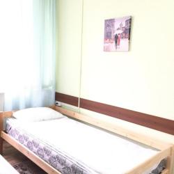 Номер эконом с 2 односпальными кроватями (с завтраком)