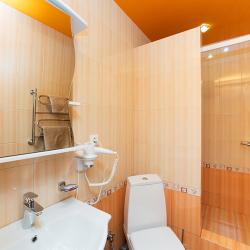 Номер стандарт с 1 двуспальной кроватью