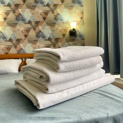 VeryHotel — a9e049b1b2a55522c7160ae2f1d55b30