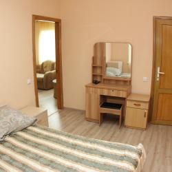 4-местный номер улучшенный VIP Guest House