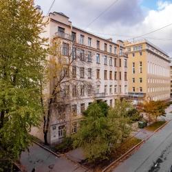 Комната полулюкс с 1 двуспальной кроватью