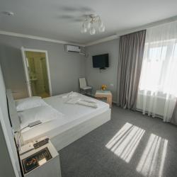 Фото Отель Надежда