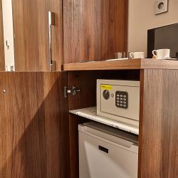 Номер стандарт с 1 двуспальной кроватью