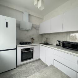 Фото Уютные двухкомнатные апартаменты на улице Невская 2