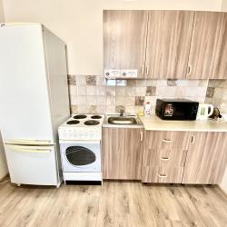 Фото Отель ЖивиТУТ на улице Молодежная