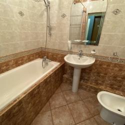 Номер стандарт с 1 двуспальной кроватью