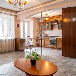 Фото Апартаменты на улице Мира