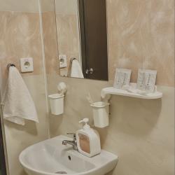 Номер стандарт комфорт с 1 двуспальной кроватью