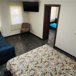 Апартаменты шестиместные