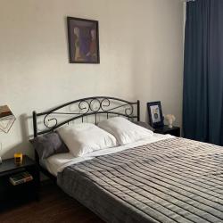 Фото Отель Рядом➤ Просторная квартира у клиники АМАЭ