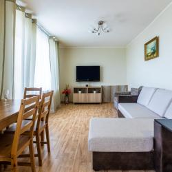 Фото Апартаменты на улице Ильинской 37