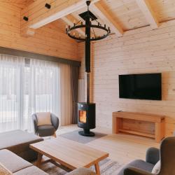 Шале Фэмили