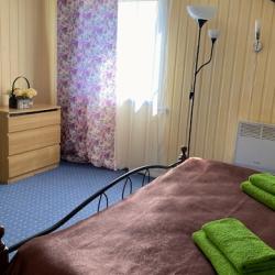 Коттедж улучшенный с 2 односпальными кроватями