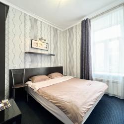 Комната стандарт с 1 двуспальной кроватью
