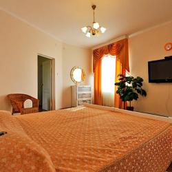 4-местный номер люкс Золотой