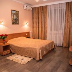 Номер улучшенный с 1 двуспальной кроватью