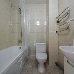 Фото Отель Уютная 1-комнатная квартира для семейного отдыха и деловой поездки