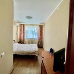 Номер стандарт комфорт с 1 двуспальной кроватью