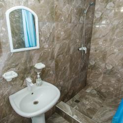 2-комнатная комната люкс с 1 двуспальной кроватью
