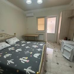 Номер стандарт с 1 односпальной и 1 двуспальной кроватью