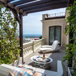 Фото Отель Villa Elena Hotel & Residences (Вилла Елена)