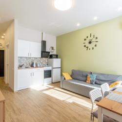 Фото Апартаменты Green Home на улице Весёлая