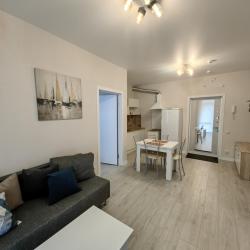 Фото Отель Holiday House (Холидей Хаус)