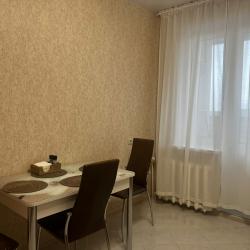 Фото Апартаменты на ул. Крайнова 3А