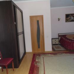 Номер стандарт с 1 двуспальной кроватью (с завтраком)