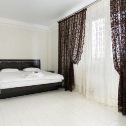 Фото Апартаменты СуткиРу на улице Кленовая Роща 8