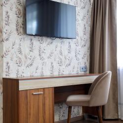 Номер комфорт с 2 двуспальными кроватями