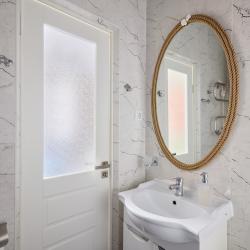 Фото Отель RoomyRoom на проспекте Английский 22