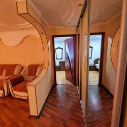 Фото Апартаменты в микрорайоне 1-й 42А