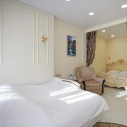 Фото Апартаменты на улице Большая Покровская 10В