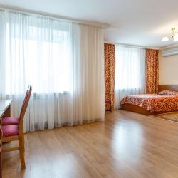 Номер полулюкс с 2 односпальными кроватями