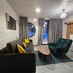 Шале улучшенное с 2 односпальными и 1 двуспальной кроватью