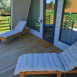 4-местный 2-комнатный коттедж премиум с 2 двуспальными кроватями