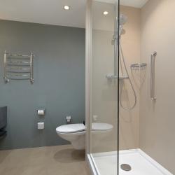 Номер улучшенный стандарт с 1 двуспальной кроватью