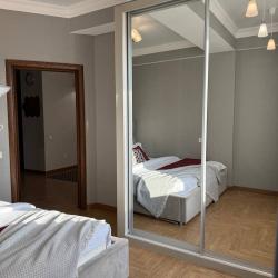 Фото Отель Как дома 05 на улице Ирчи Казака 69А