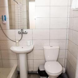 Комната стандарт с 2 односпальными кроватями (мансарда) Эверест 2