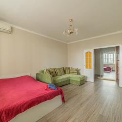 Фото Апартаменты на улице Кулакова 2