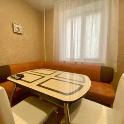 Фото Апартаменты на проспекте Вячеслава Клыкова 53