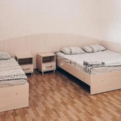 Номер стандарт с 1 односпальной и 1 двуспальной кроватью