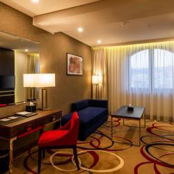 Фото Отель Ramada Hotel & Suites by Wyndham Yerevan (Рамада Виндхэм )