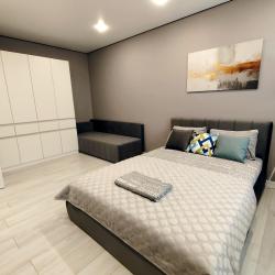 Фото Апартаменты на улице Павла Ягужинского 7