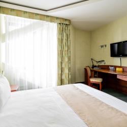 Номер стандарт с 1 двуспальной кроватью