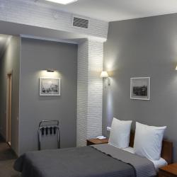 Номер стандарт с 1 двуспальной кроватью